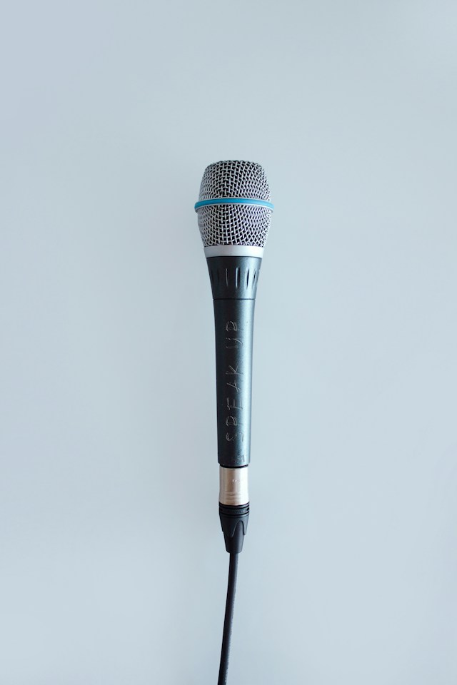 What Makes Some Event Microphones Easier to Hear Than Others